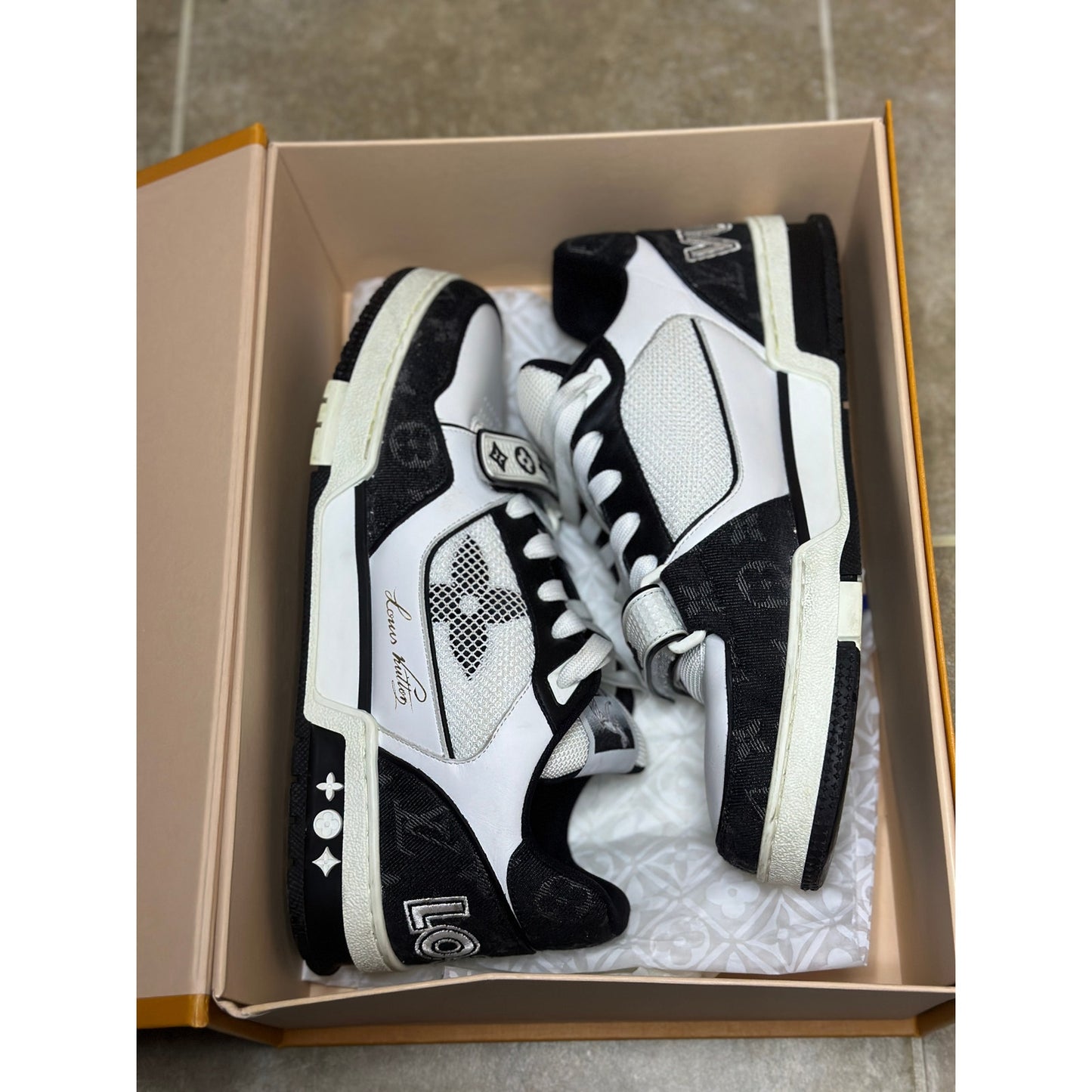 Louis Vuitton LV Trainer Strap Black White | 8.5UK