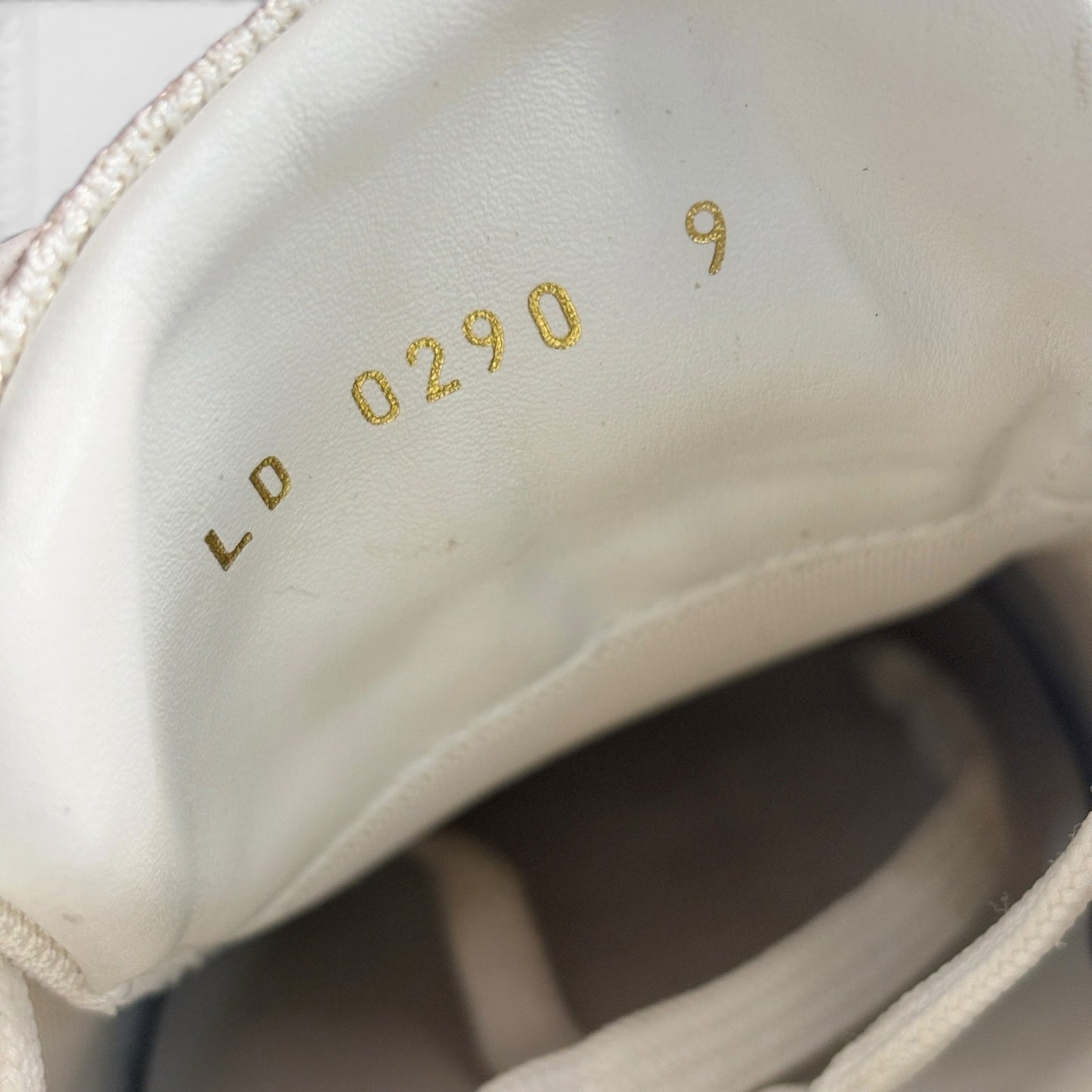 Louis Vuitton Runaway Sneakers White & Denim Monogram | 9LV
