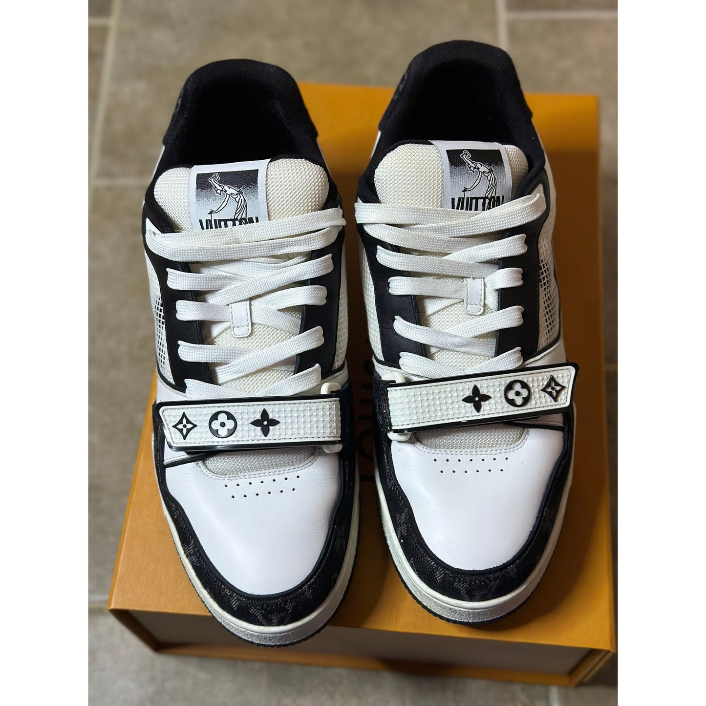 Louis Vuitton LV Trainer Strap Black White | 8.5UK