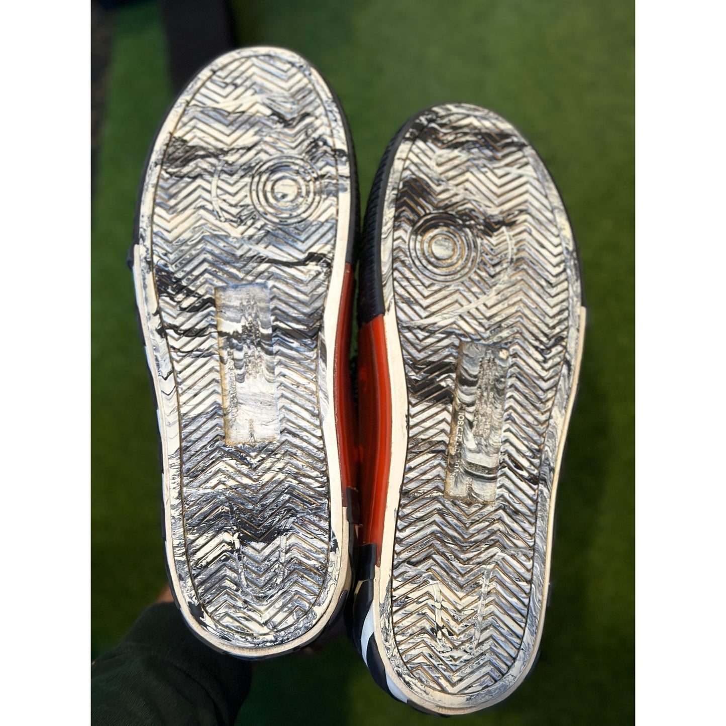 SIZE 8 - OFF-WHITE Vulc Low Black White Arrow
