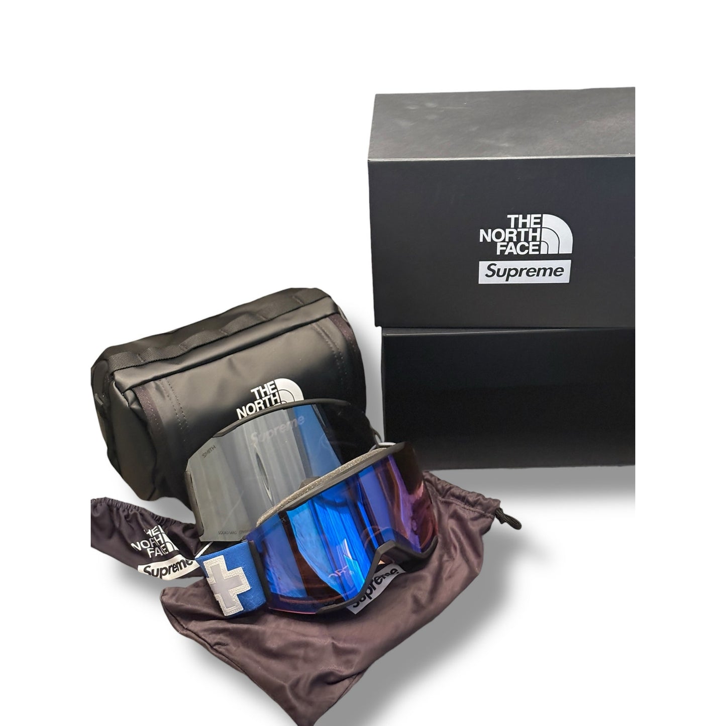 Supreme The North Face Smith
Rescue Goggles