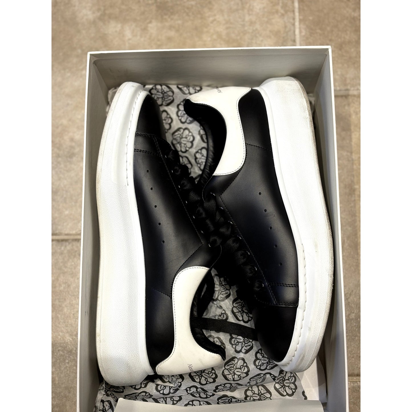 Size 10 - Alexander McQueen Oversized Sneakers Black / White