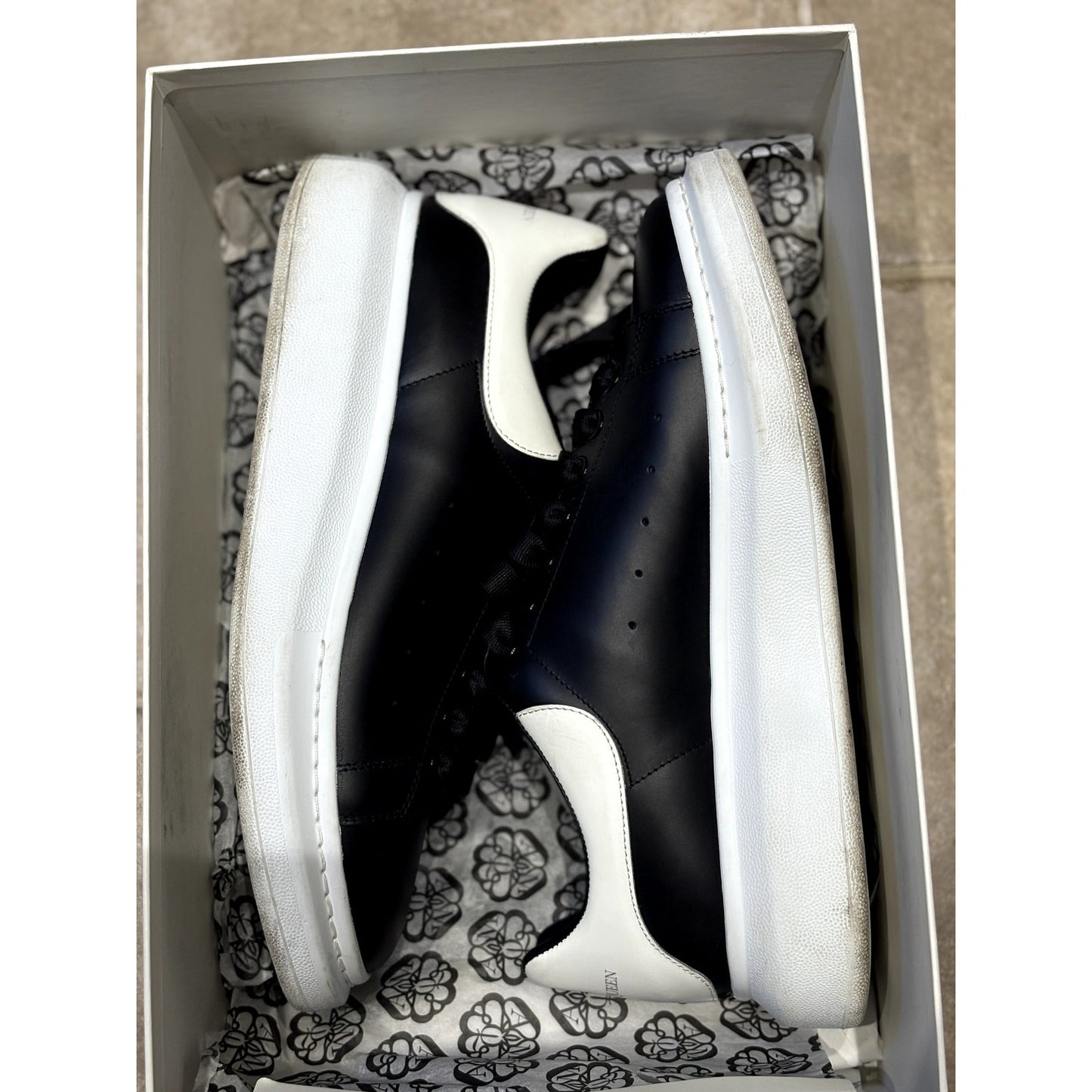 Size 10 - Alexander McQueen Oversized Sneakers Black / White