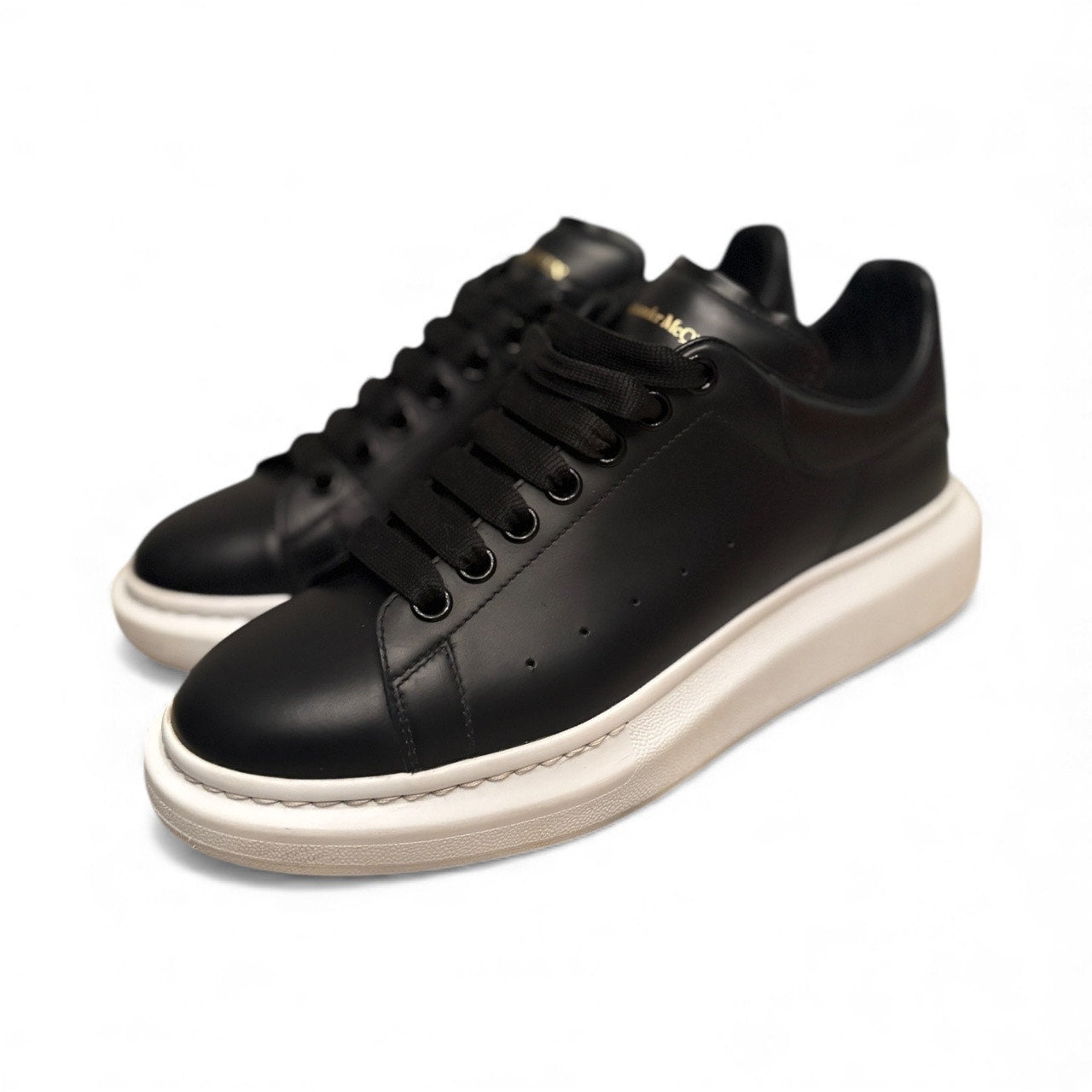 Alexander McQueen Oversized Sneakers Classic Black/White 42M