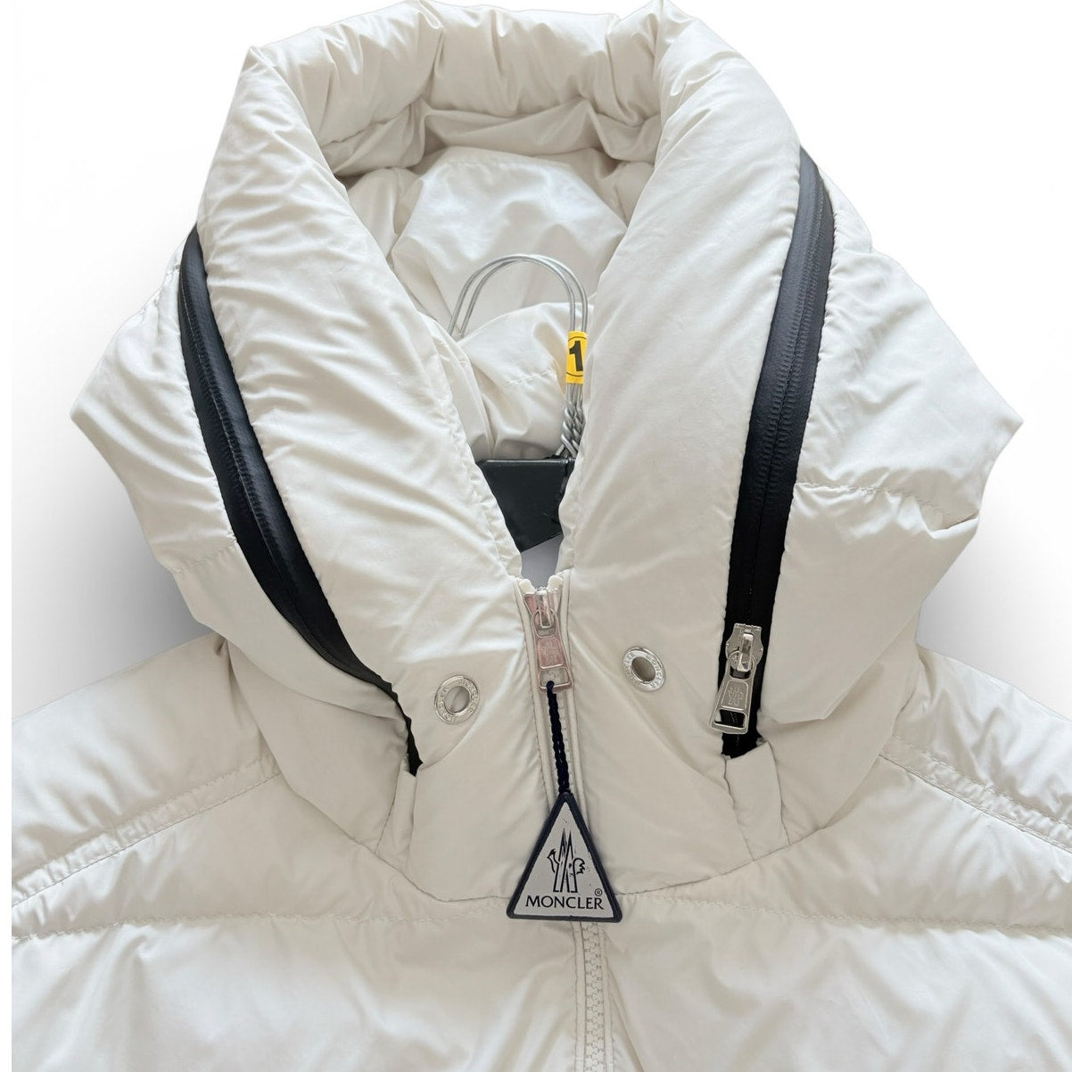 Moncler Men's Cardere Concealed Logo Jacket White | Size 2