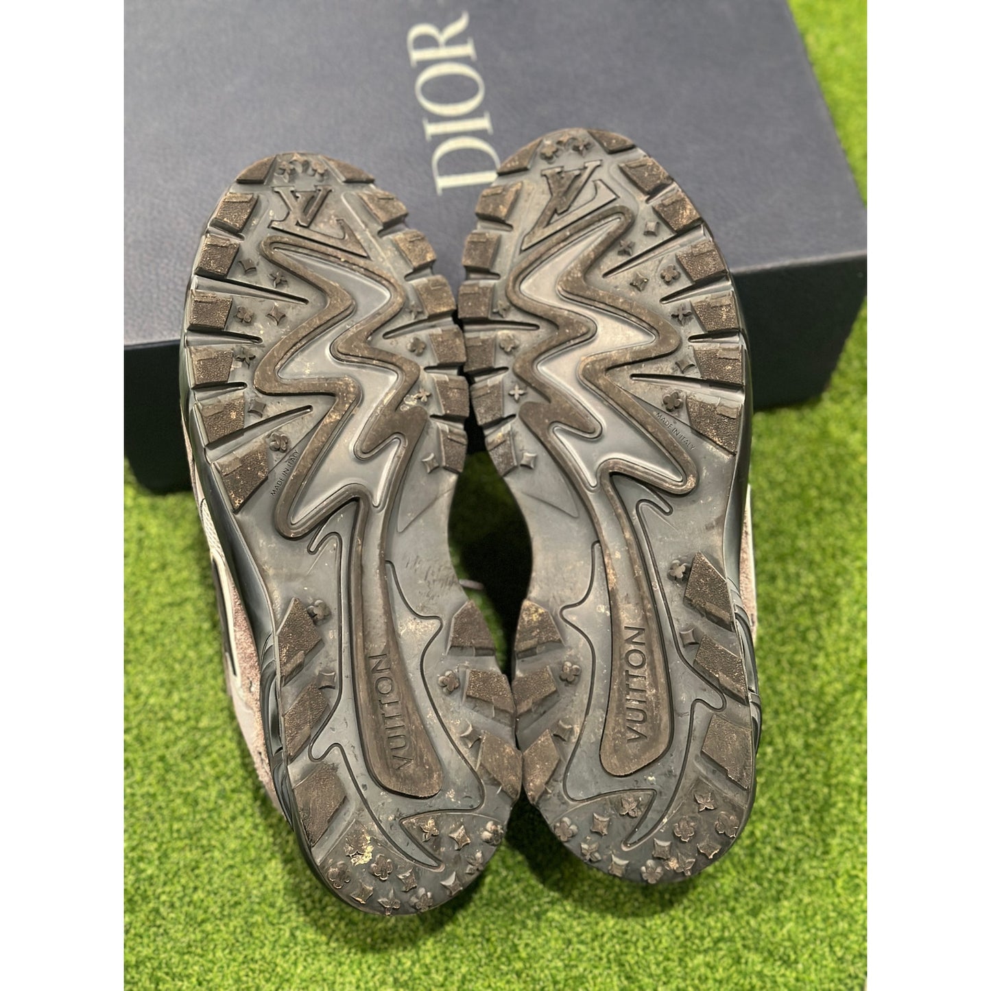 US11.5 - Louis Vuitton Lv Runner Tatic Sneaker Grey
