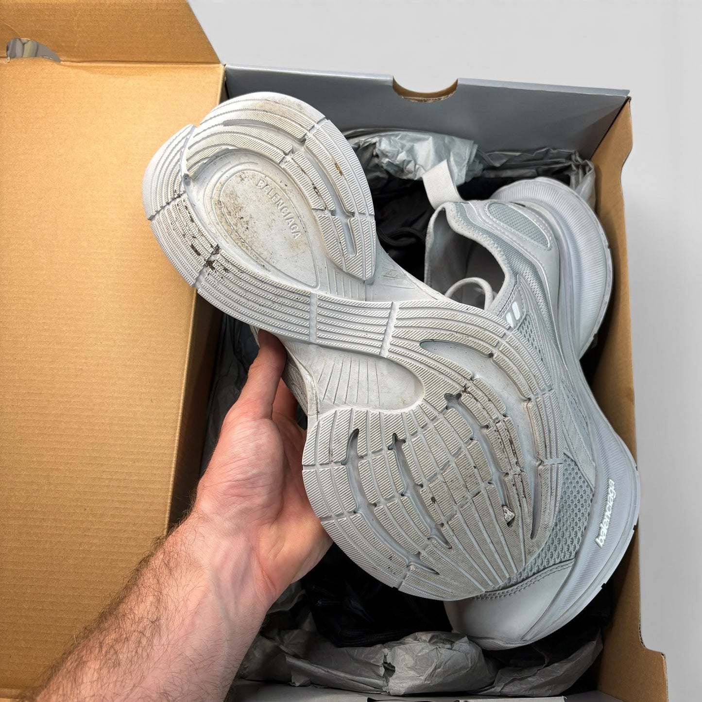Balenciaga Circuit Sneakers in 'Worn-Out - Light Grey' | 10M