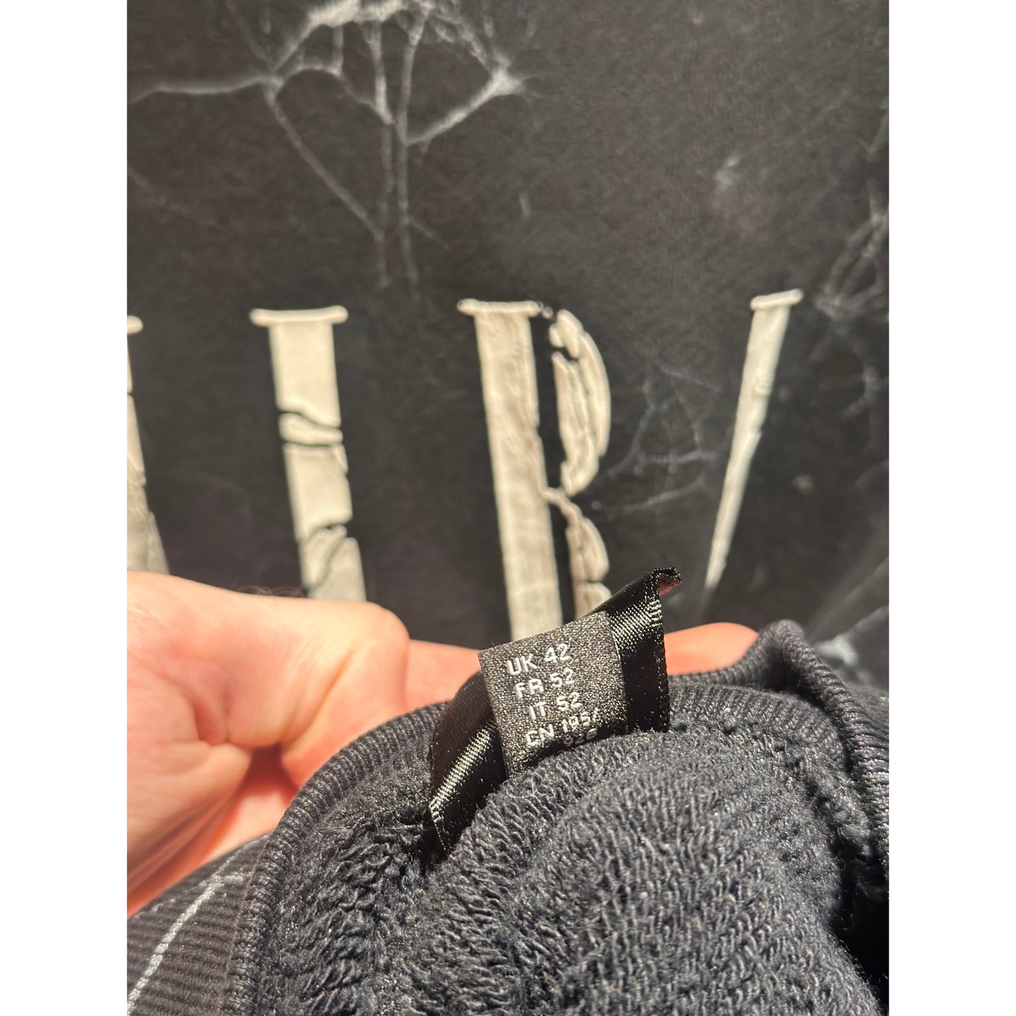 XXL - Amiri Cracked Dye Core Logo Hoodie