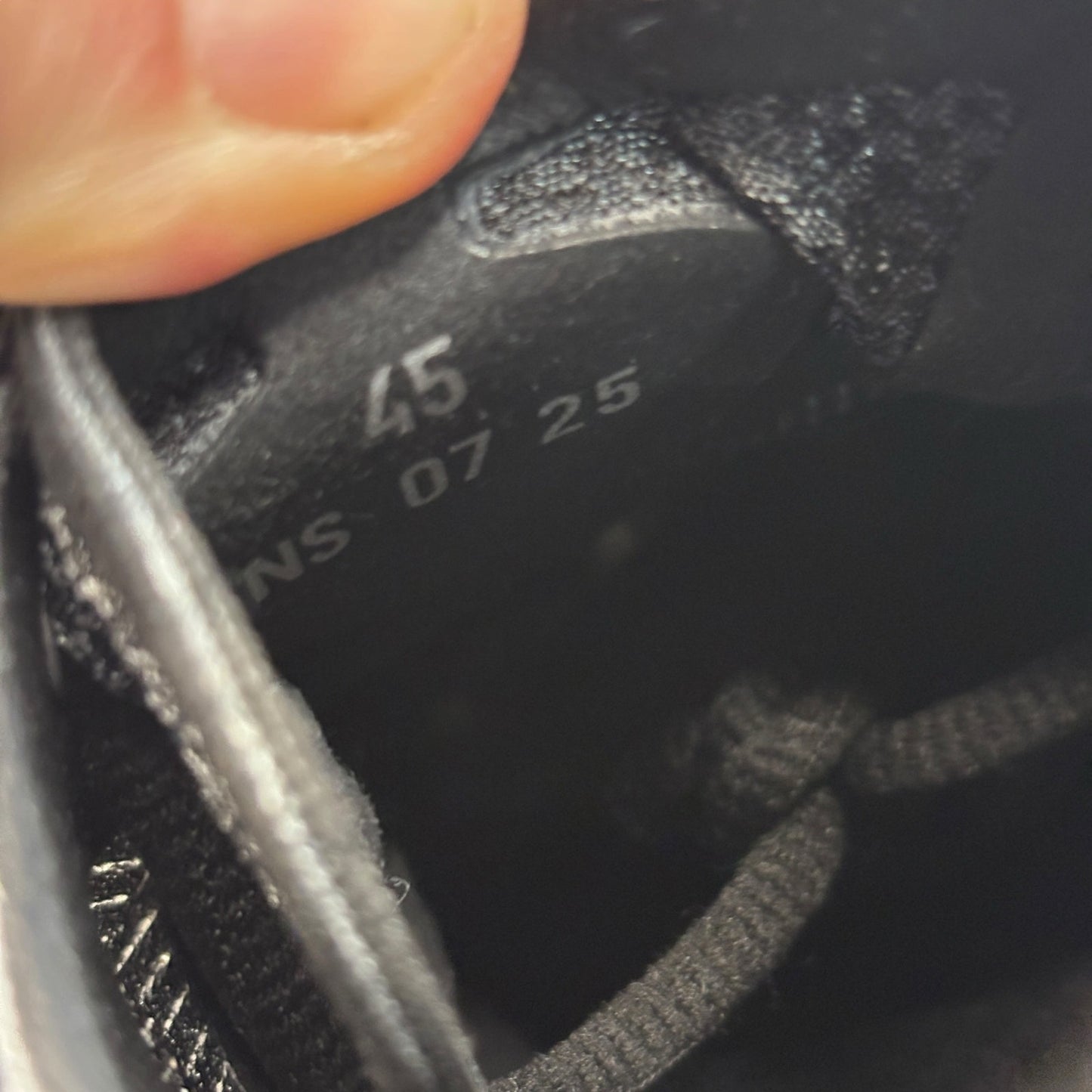 B30 Countdown Tech Sneaker Black | Size 45 (12US)