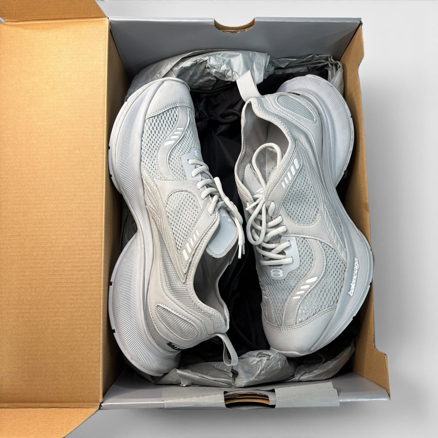 Balenciaga Circuit Sneakers in 'Worn-Out - Light Grey' | 10M
