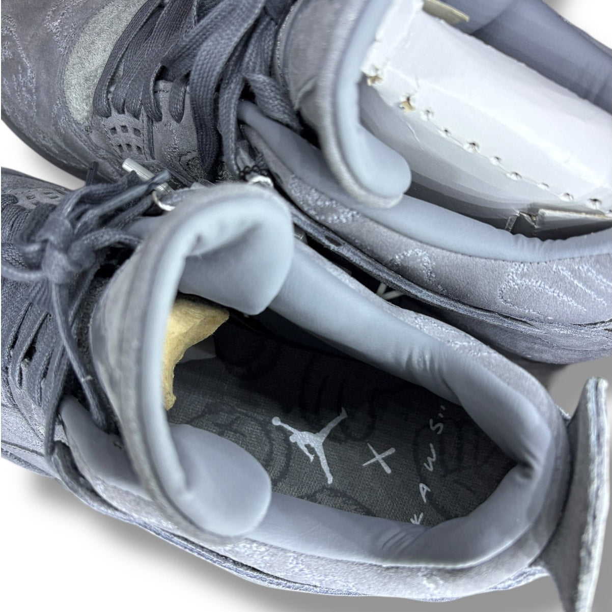 Jordan 4 Retro Official Sample x KAWS Cool Gray | Size 12