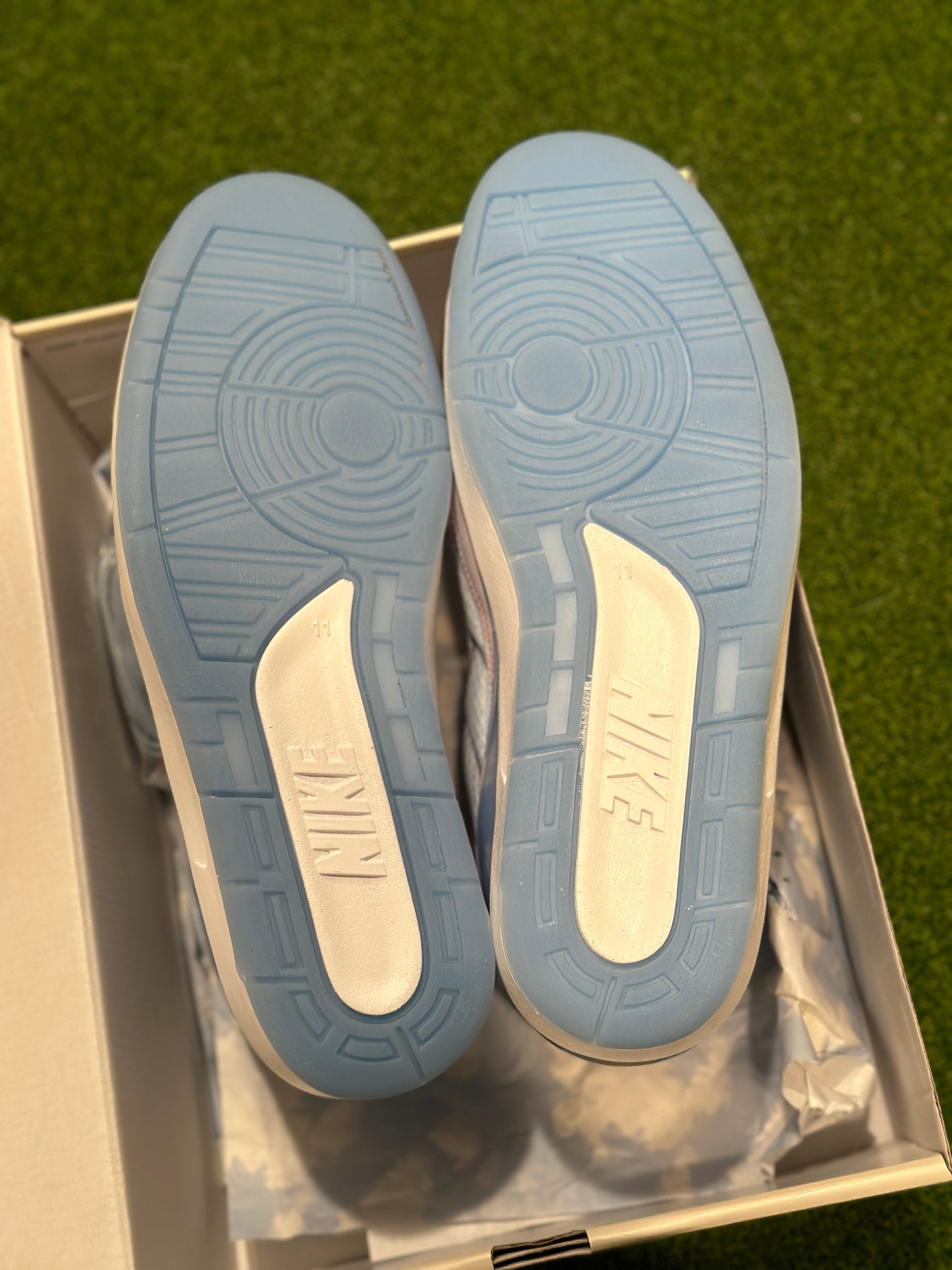 Size 11 - Jordan 2 J Balvin Deadstock