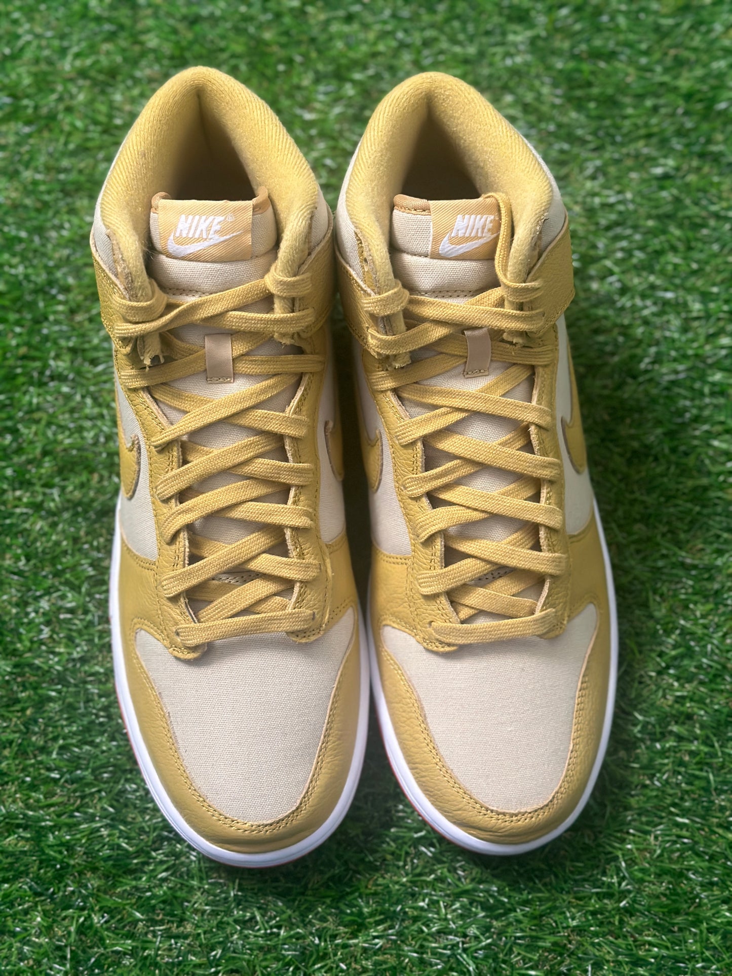 Size 11 - Nike Dunk High