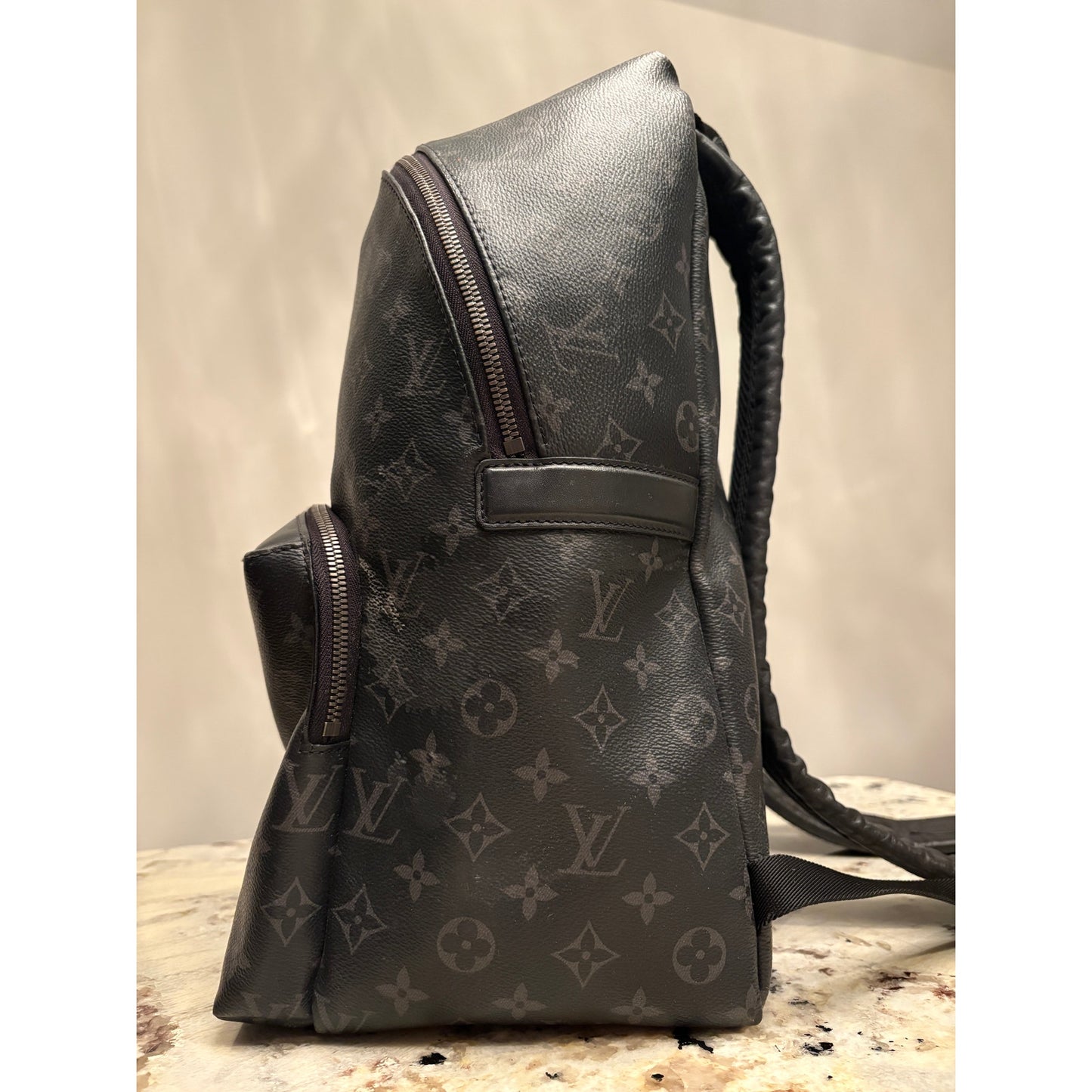 LOUIS VUITTON Monogram Eclipse Discovery Backpack $3000 MSRP