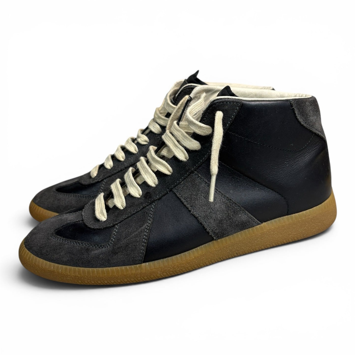 Maison Margiela Hightop Gat Sneakers | Size 40(7)