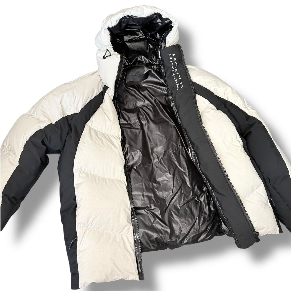 Moncler Korovin White / Black Down Jacket  | Size Large
