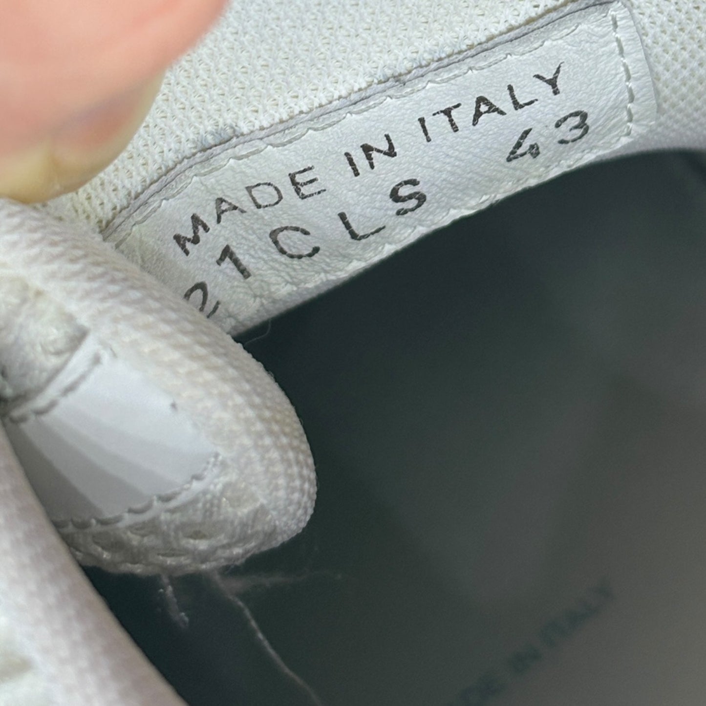 Dior B22 Reflective Low Top White Sneakers | Size 43 (10US)
