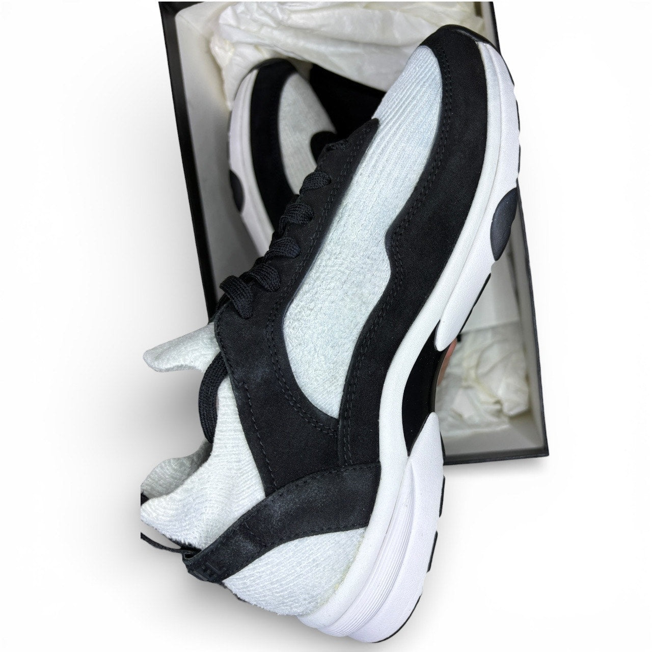 Chanel Low Top Interlocking CC Trainer (Women's)