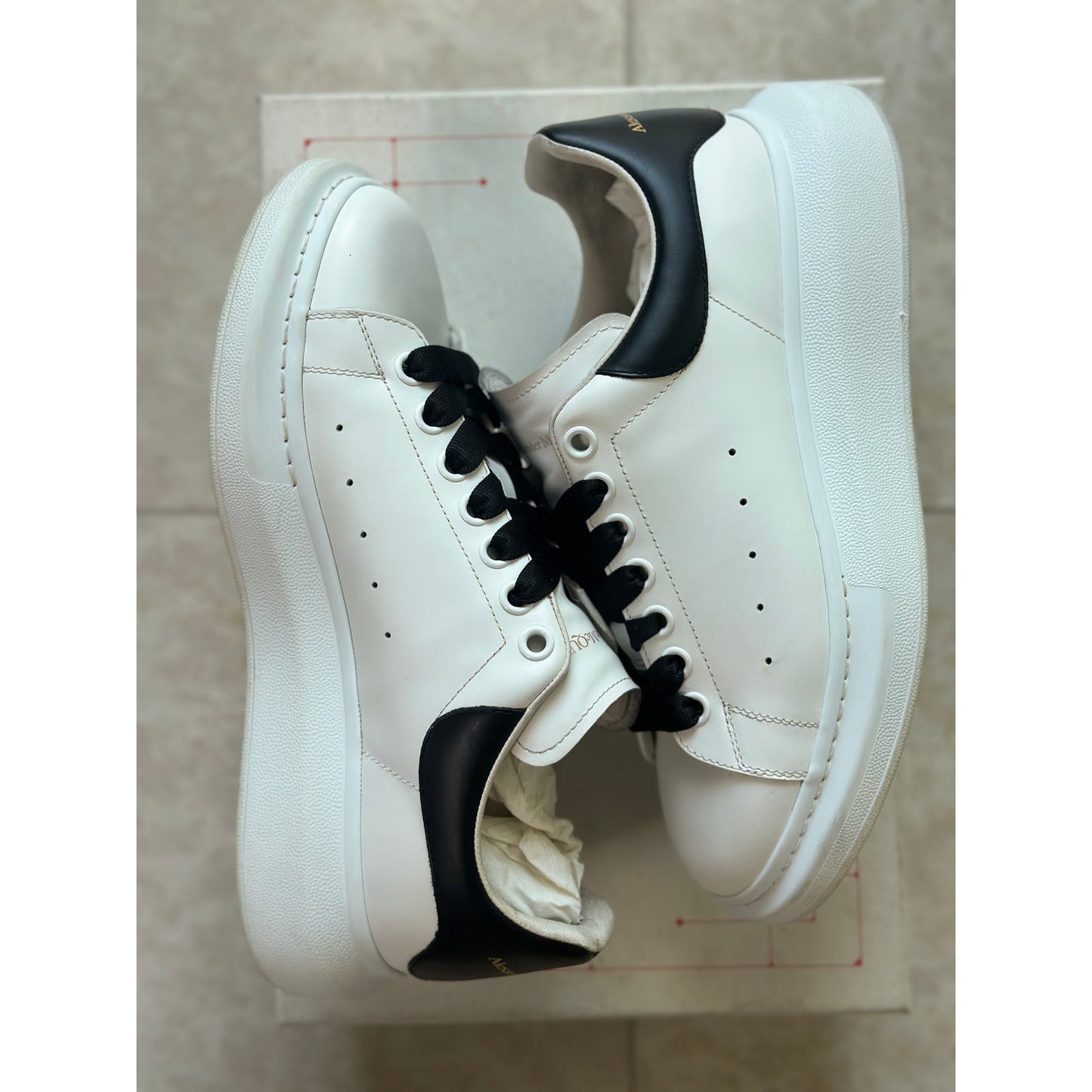 Size 8 - Alexander Mcqueen Sneakers