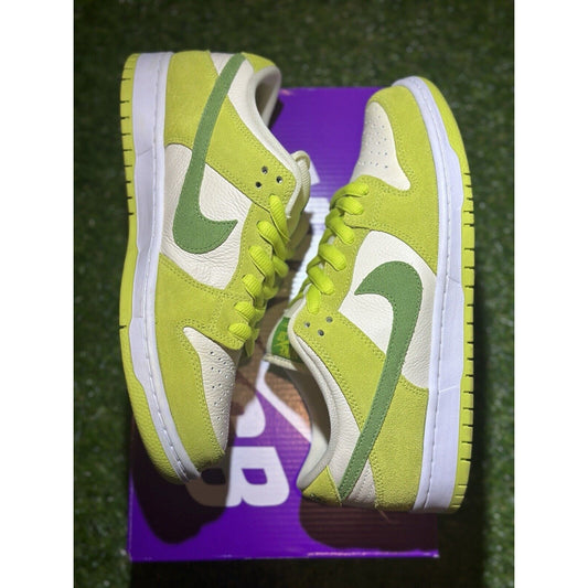 Size 8 - Nike Dunk Pro SB Low Fruity Pack - Green Apple