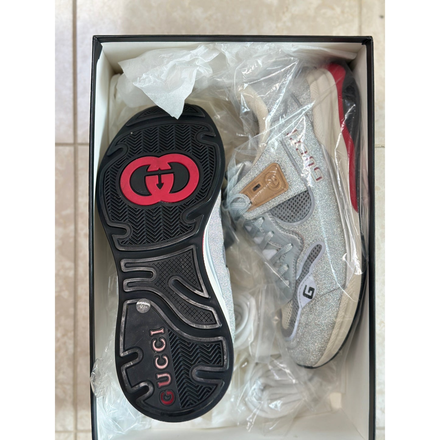 Gucci Men's Ultrapace Glitter Low Top Sneakers | Size 9.5 US