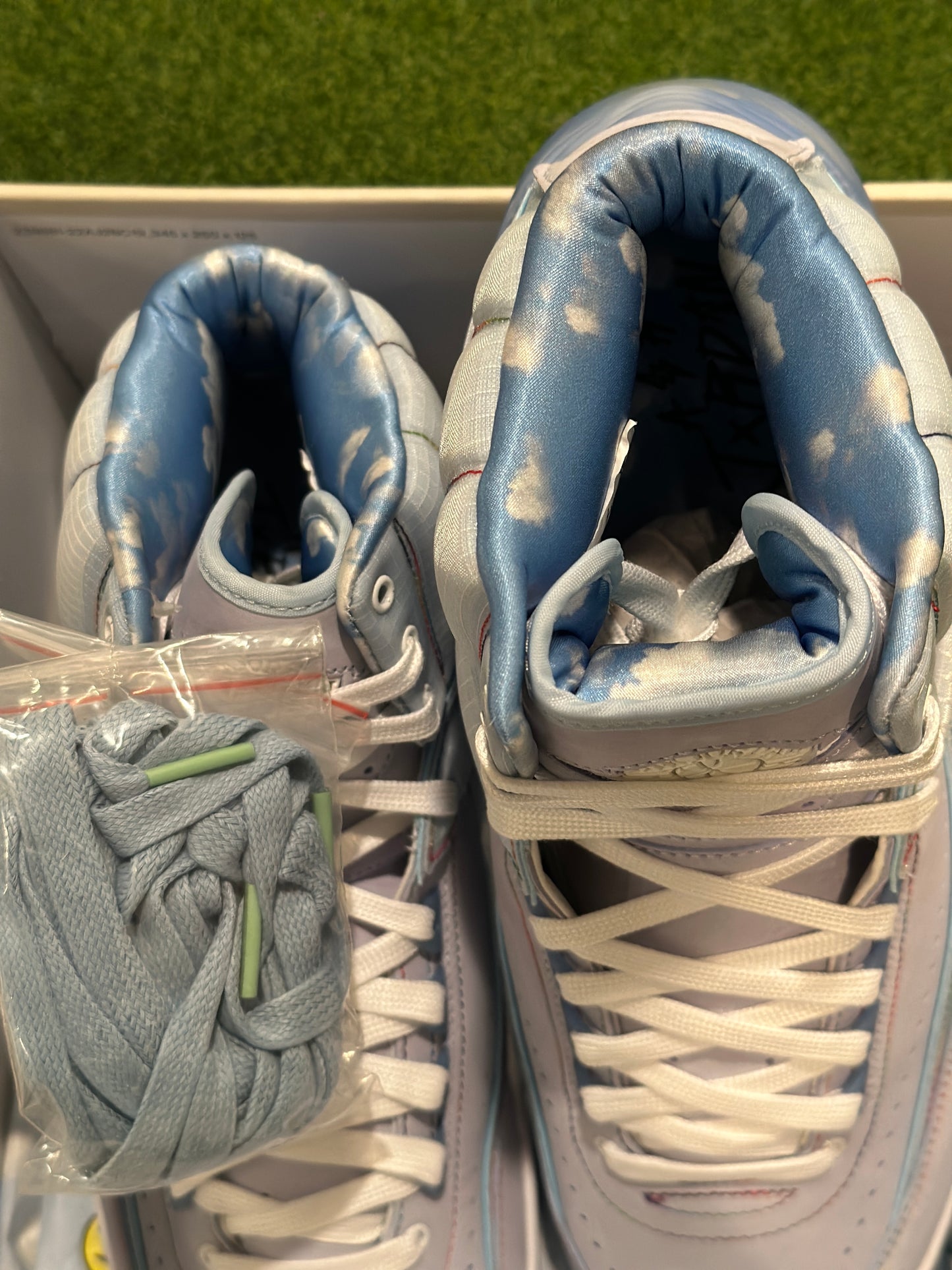 Size 11 - Jordan 2 J Balvin Deadstock