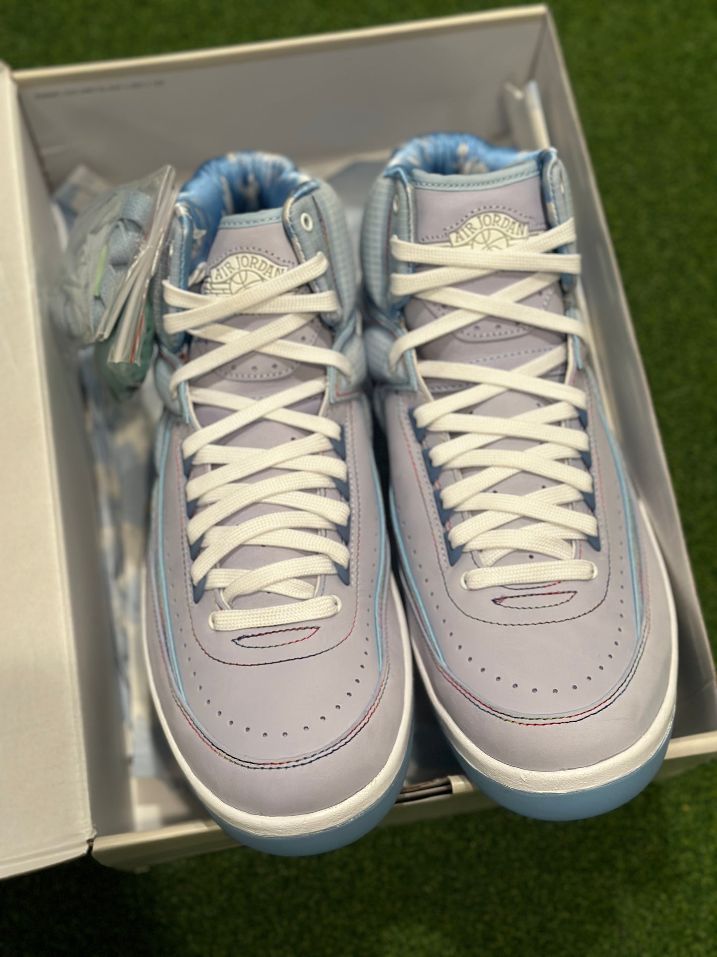Size 11 - Jordan 2 J Balvin Deadstock