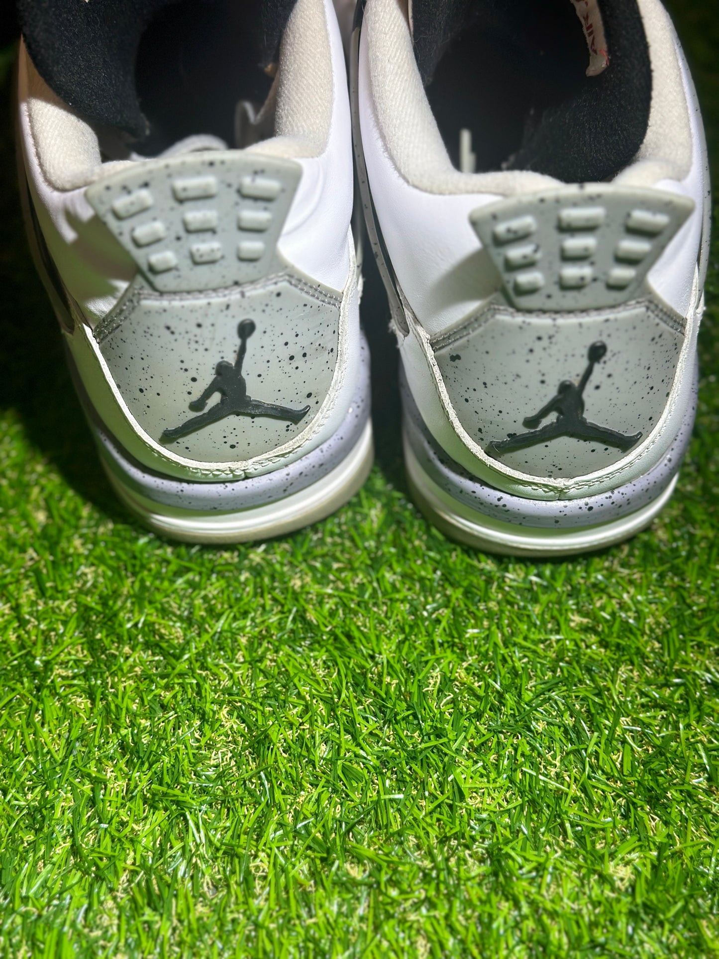 Size 10.5 - Jordan 4 White Cement