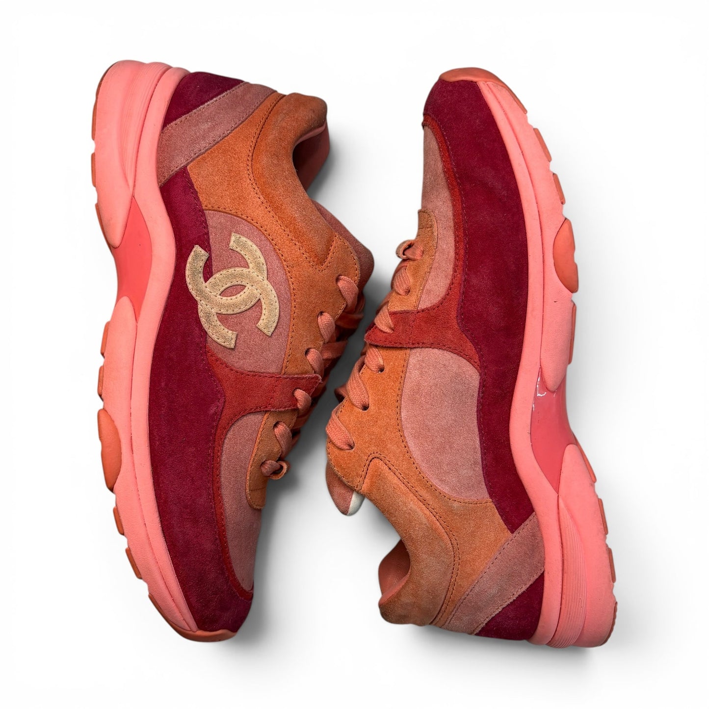 Chanel CC Logo Sneaker 'Coral' | Size 42(9US)