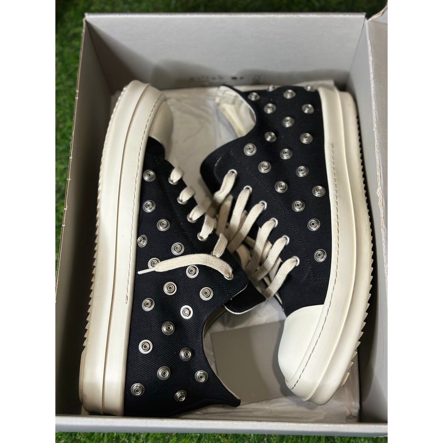 Size 11 - Rick Owens DRKSHDW Low Sneaks Eyelet Black Milk