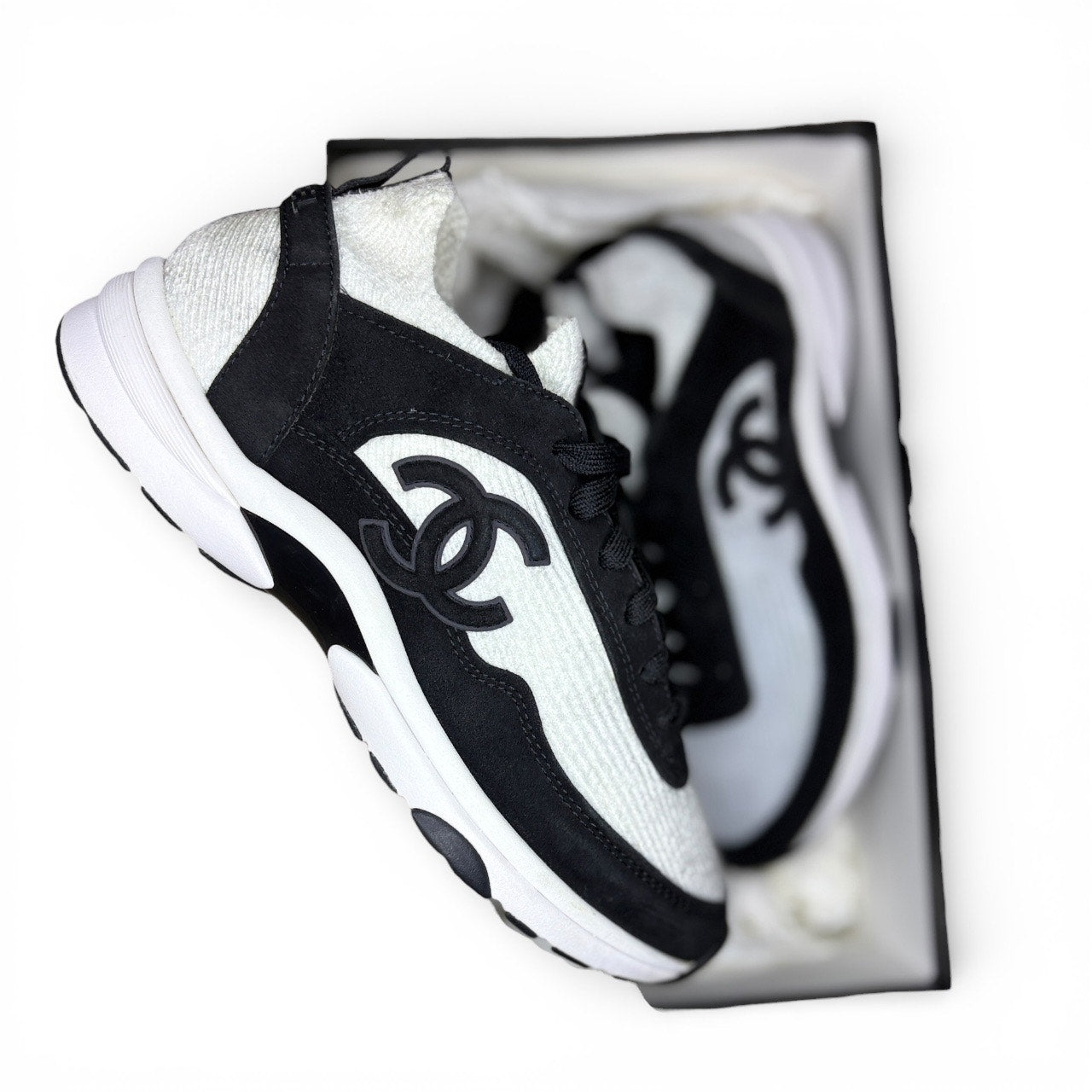 Chanel Low Top Interlocking CC Trainer (Women's)