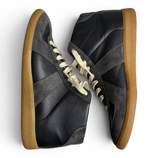 Maison Margiela Hightop Gat Sneakers | Size 40(7)