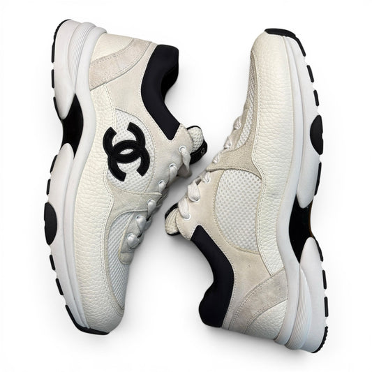 Chanel CC Logo Sneakers White / Black | Size 42(9)