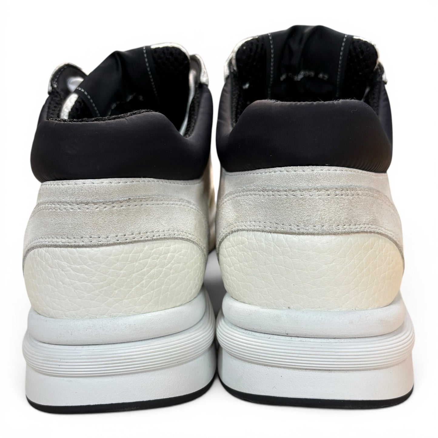 Chanel CC Logo Sneakers White / Black | Size 42(9)