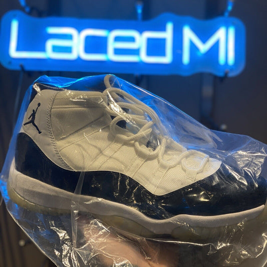 Size 13 - Jordan 11 Retro Concord 2000 100% Deadstock Authentic