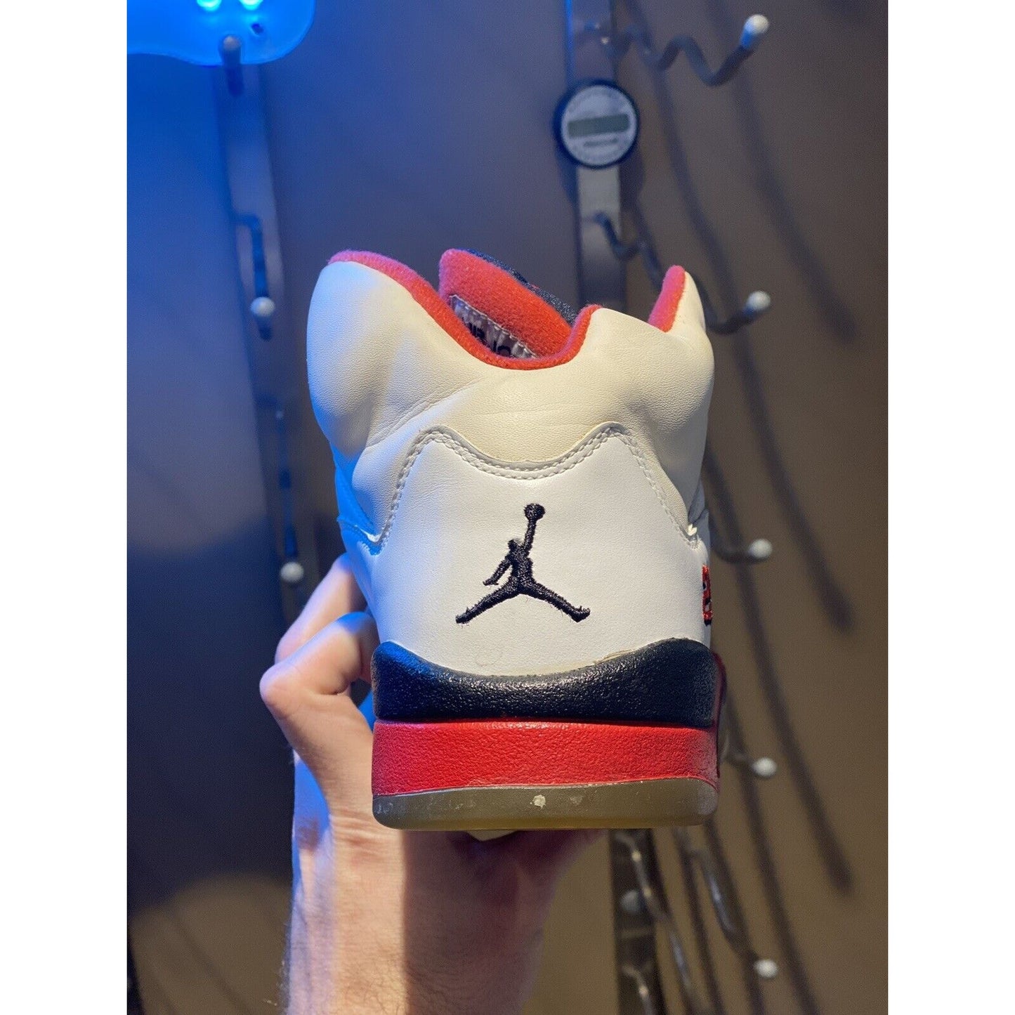 Size 8 - Jordan 5 Retro Fire Red 2006