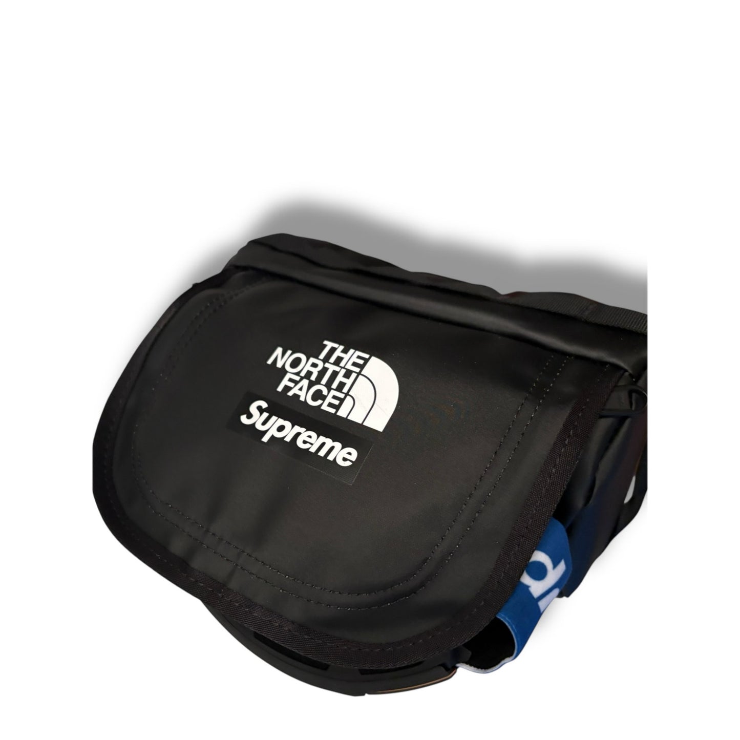 Supreme The North Face Smith
Rescue Goggles