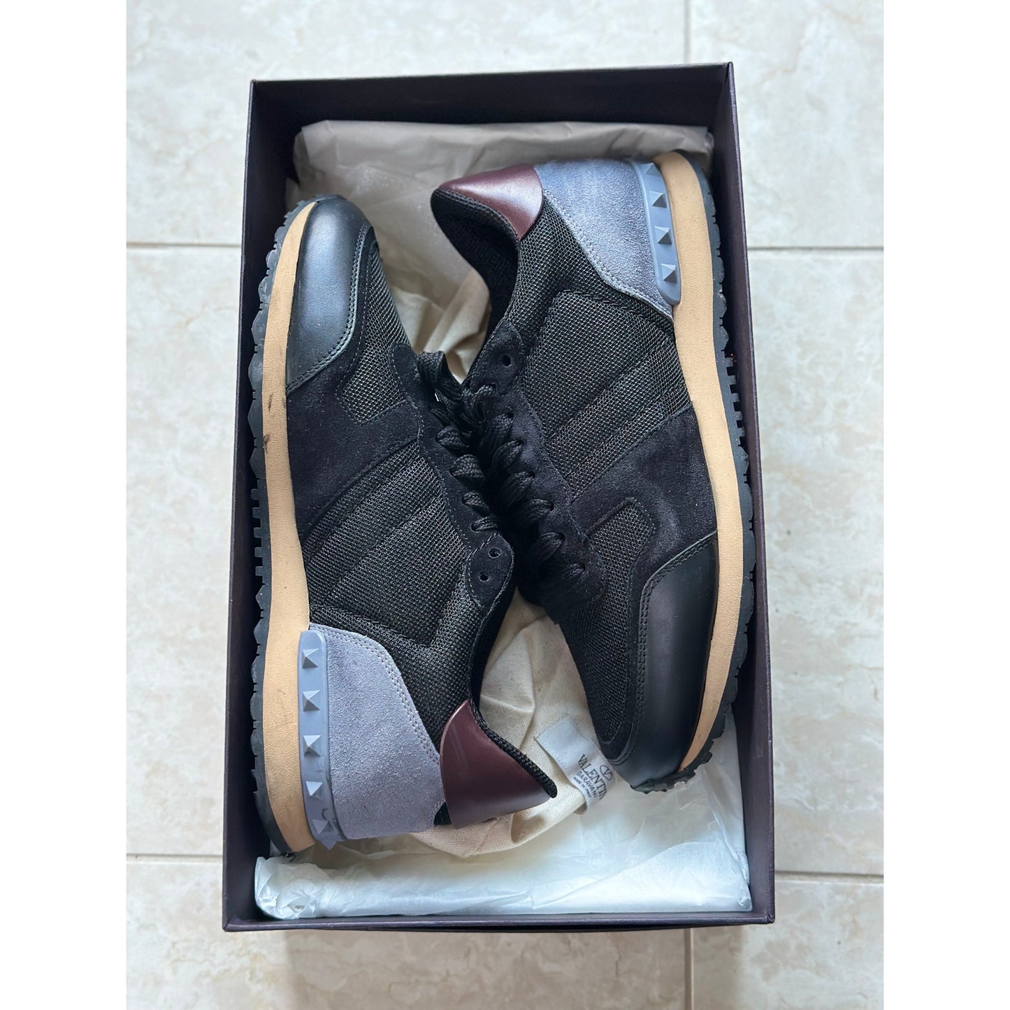 Size 8 - Valentino Garavani Rockrunner mesh sneakers